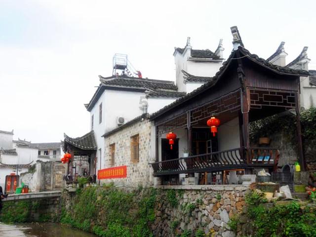 上级选调何其宗，领导不想放，副军长支招：装病住院